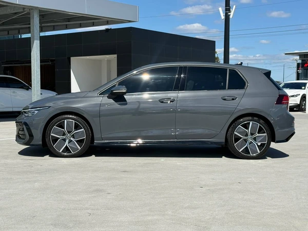 2025 Volkswagen Golf 110TSI R-Line FWD Automatic