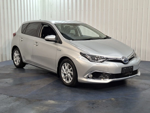 2018 Toyota Corolla Hybrid Automatic Front Wheel Drive