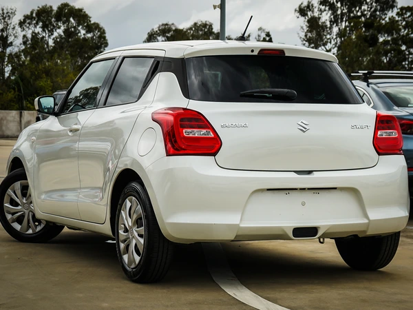 2020 Suzuki Swift GL Manual Petrol