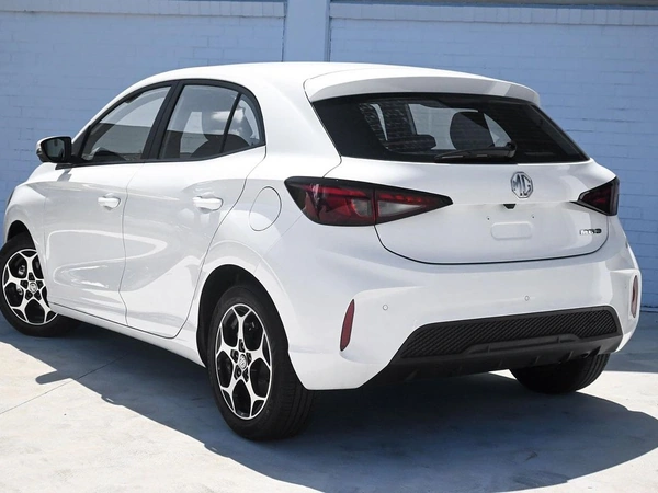 2025 Mg Mg3 Essence Automatic Petrol