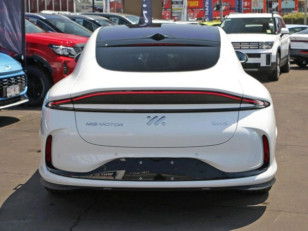 2025 Mg Im5 Premium P12L Rear Wheel Drive Automatic