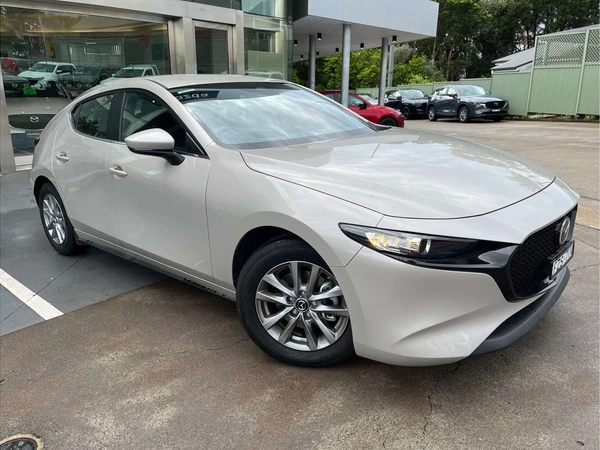 2026 Mazda 3 G20 Evolve 6-Speed Manual FWD