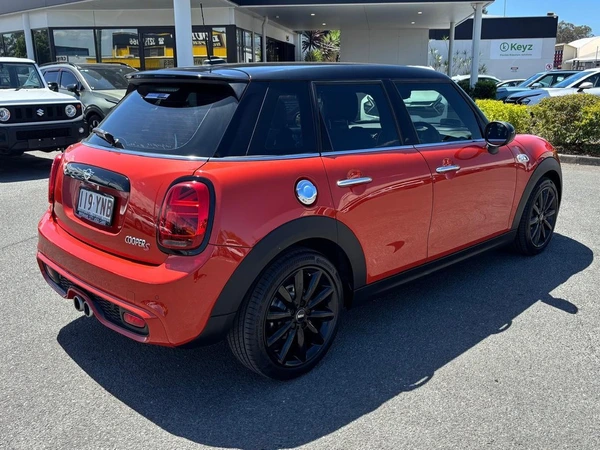 2018 Mini Cooper S F55 LCI Dual-Clutch (DCT) Automatic FWD