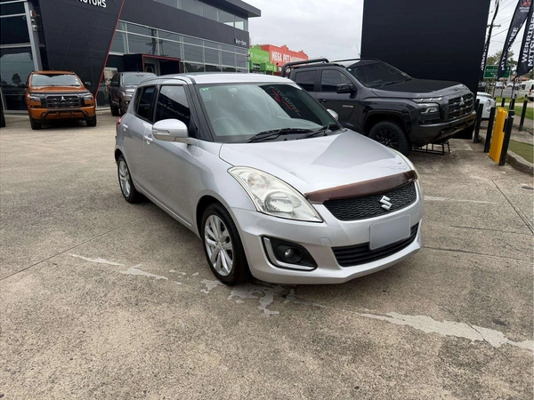 2015 Suzuki Swift GL Navigator Automatic