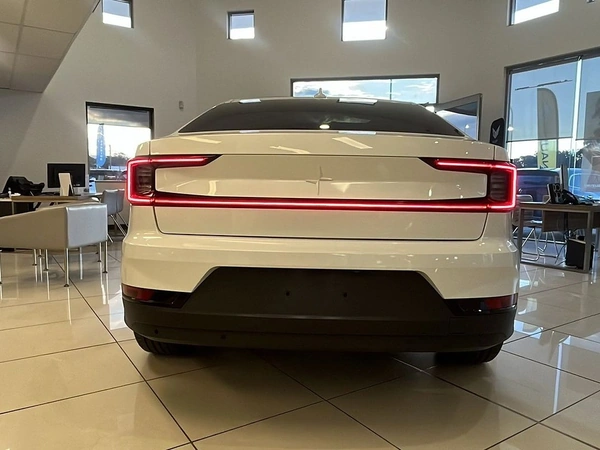 2022 Polestar 2 Long range Dual motor 4WD Automatic