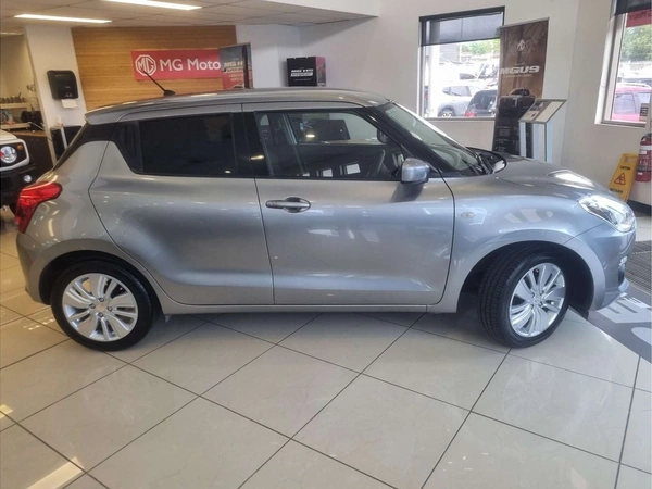 2019 Suzuki Swift GL Navigator Automatic FWD