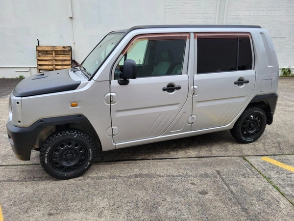 2000 Daihatsu Naked Turbo G Package Automatic FWD