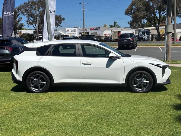 2025 Kia K4 Automatic Front Wheel Drive