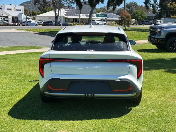 2025 Kia K4 Automatic Front Wheel Drive