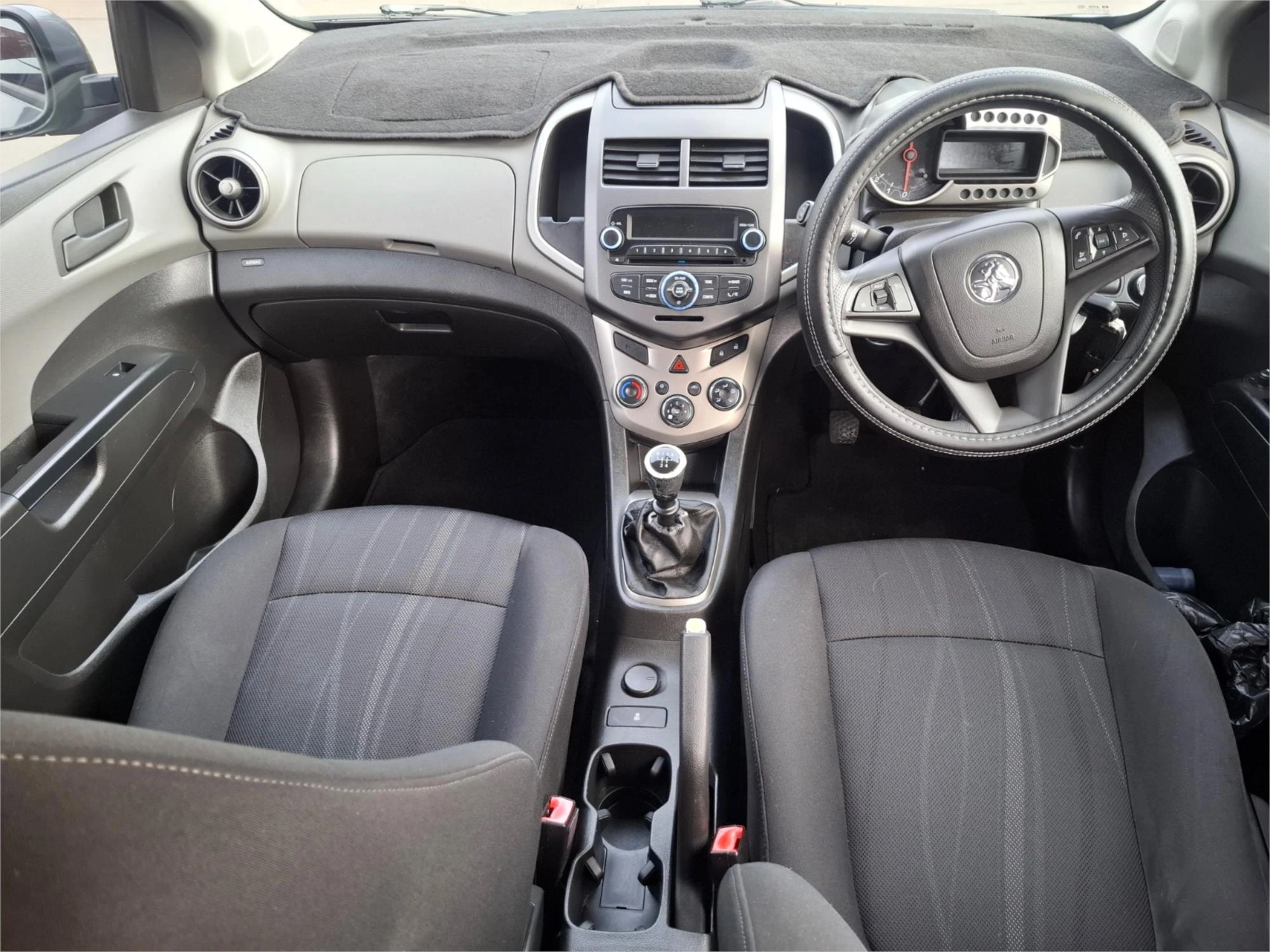 Photo 12