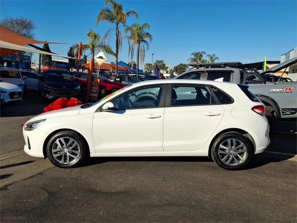 2017 Hyundai i30 PD Active Hatchback Automatic FWD