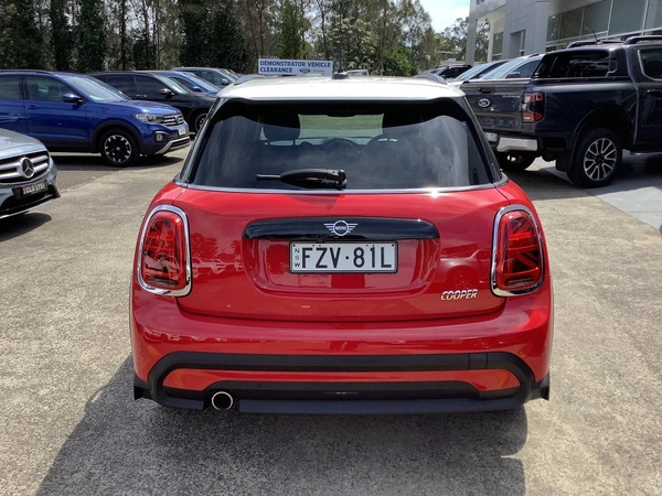 2022 Mini Hatch Cooper Classic Plus Dual-Clutch Automatic