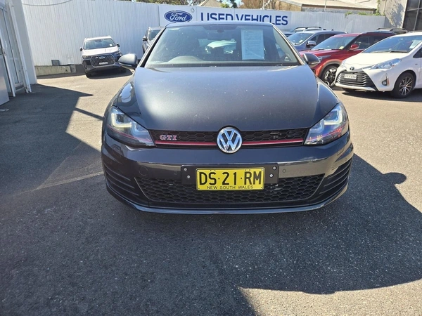 2015 Volkswagen Golf GTI Performance Dual-Clutch Automatic