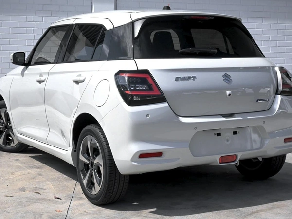 2026 Suzuki Swift Hybrid GL Navigator Automatic