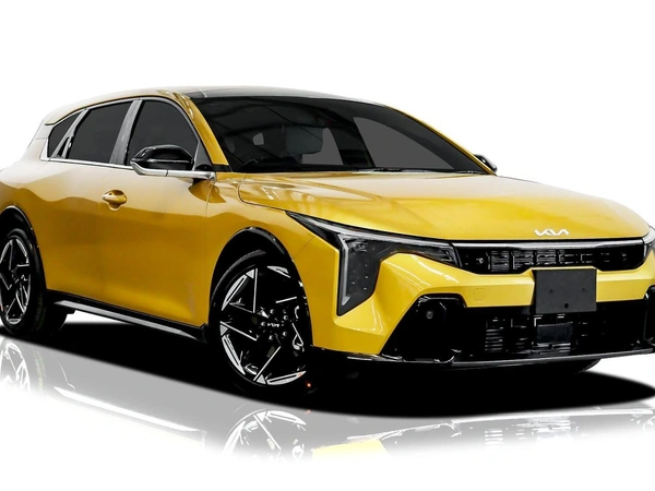 2025 Kia K4 GT-Line Automatic